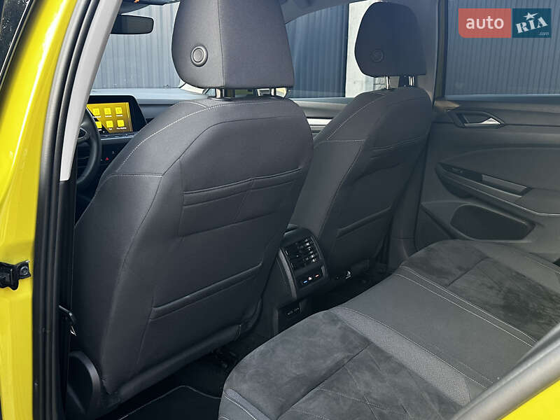 Хетчбек Volkswagen Golf 2020 в Тернополі