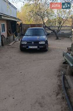 Хетчбек Volkswagen Golf 1995 в Києві