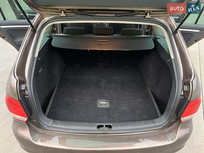 Универсал Volkswagen Golf 2011 в Луцке фото 10 Универсал Volkswagen Golf 2011 в Луцке