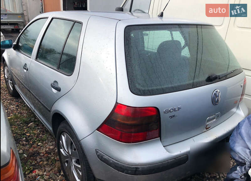 Хетчбек Volkswagen Golf 2001 в Луцьку фото 3 Хетчбек Volkswagen Golf 2001 в Луцьку