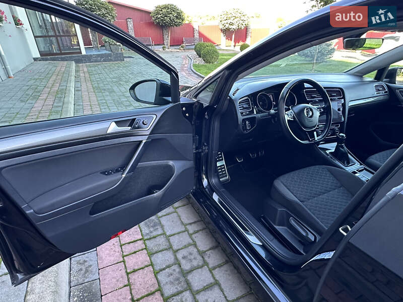 Универсал Volkswagen Golf 2019 в Дубно фото 14 Универсал Volkswagen Golf 2019 в Дубно