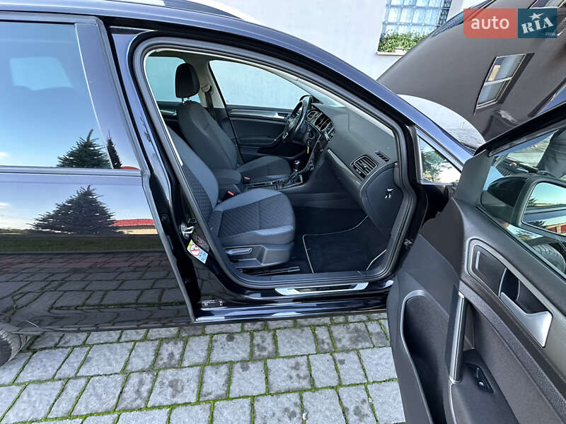 Универсал Volkswagen Golf 2019 в Дубно фото 25 Универсал Volkswagen Golf 2019 в Дубно