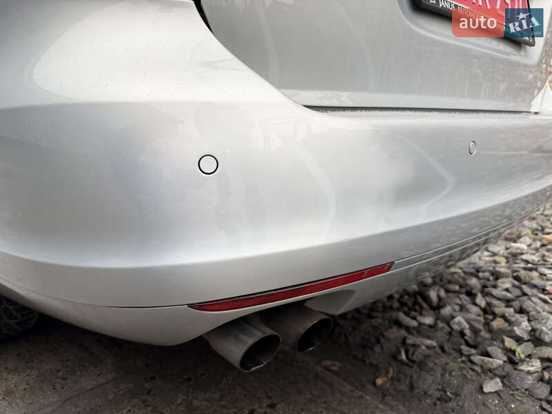 Універсал Volkswagen Golf 2011 в Луцьку