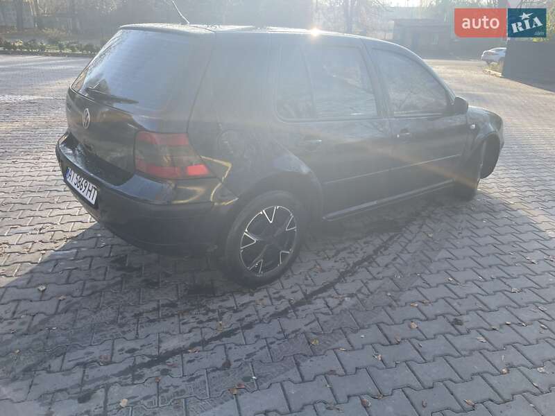 Хетчбек Volkswagen Golf 2001 в Жмеринці