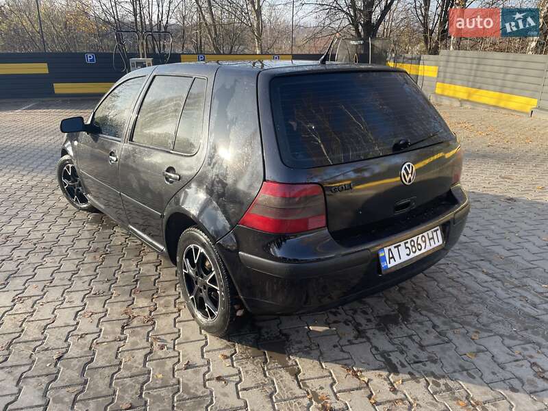 Хетчбек Volkswagen Golf 2001 в Жмеринці