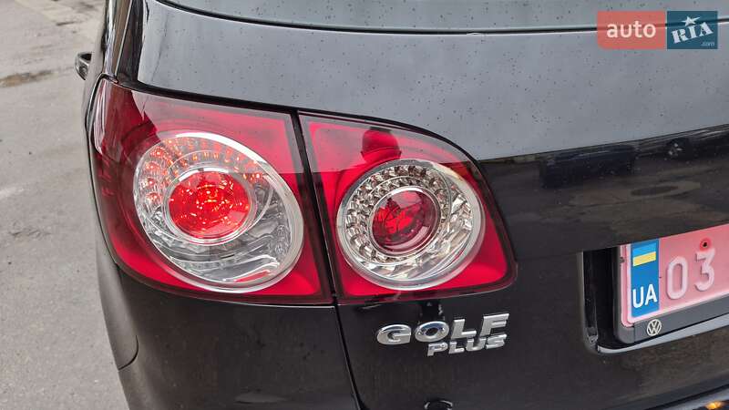 Хэтчбек Volkswagen Golf 2012 в Ровно фото 41 Хэтчбек Volkswagen Golf 2012 в Ровно