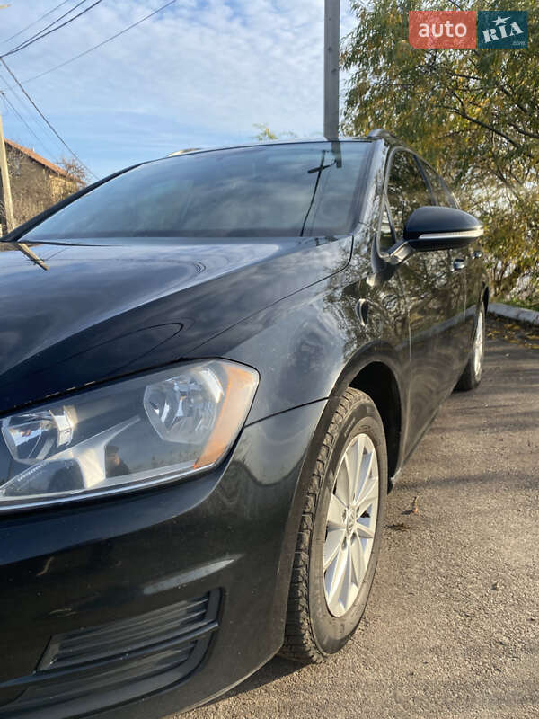 Универсал Volkswagen Golf 2015 в Киеве фото 7 Универсал Volkswagen Golf 2015 в Киеве