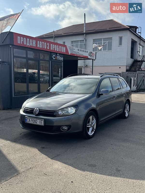 Volkswagen Golf 2011