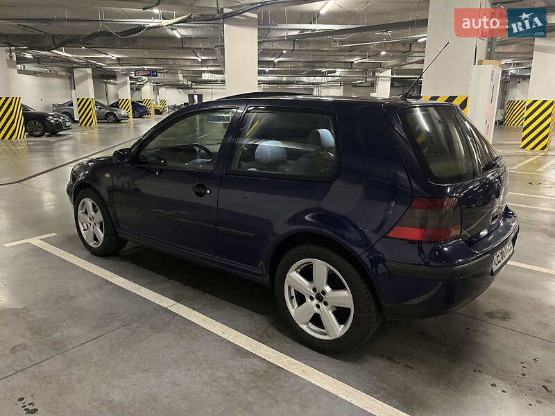 Хэтчбек Volkswagen Golf 2002 в Киеве фото 9 Хэтчбек Volkswagen Golf 2002 в Киеве