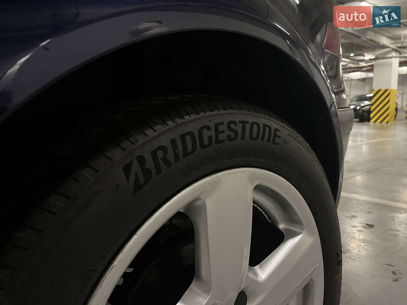 Хэтчбек Volkswagen Golf 2002 в Киеве фото 37 Хэтчбек Volkswagen Golf 2002 в Киеве