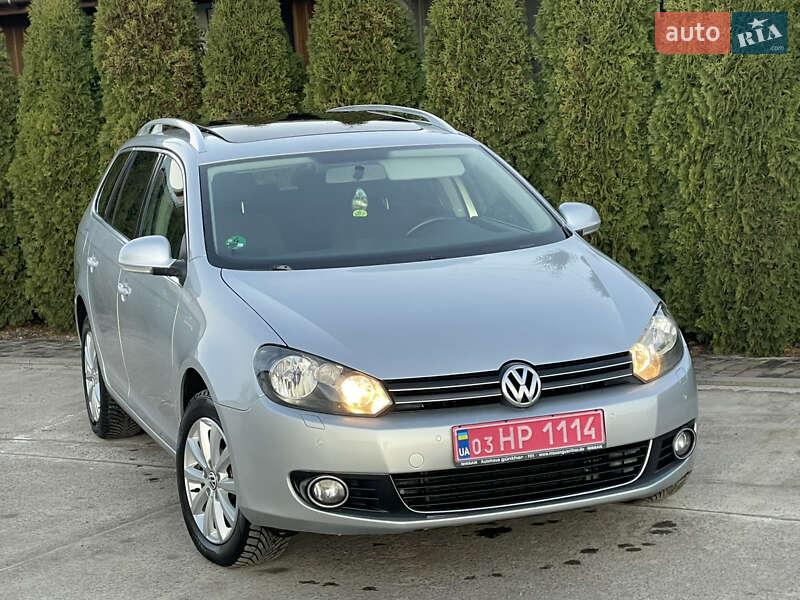 Універсал Volkswagen Golf 2011 в Сарнах