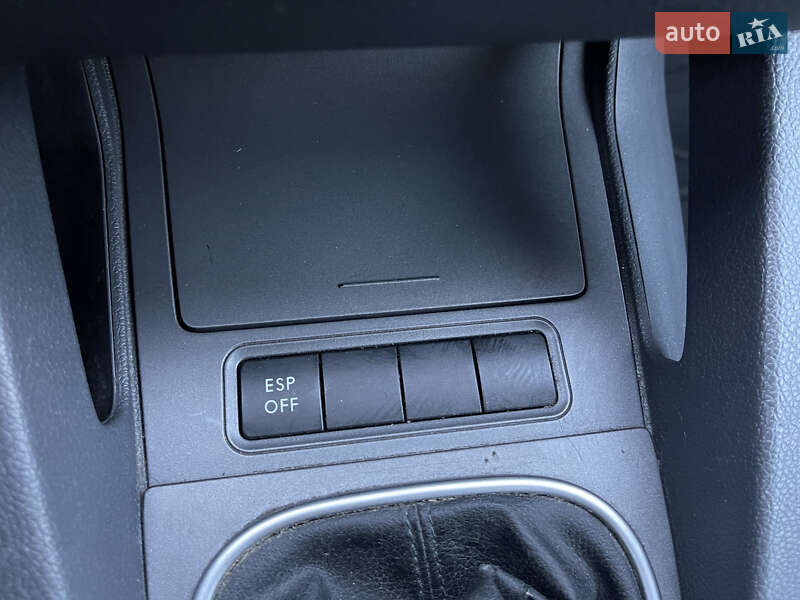 Універсал Volkswagen Golf 2007 в Житомирі