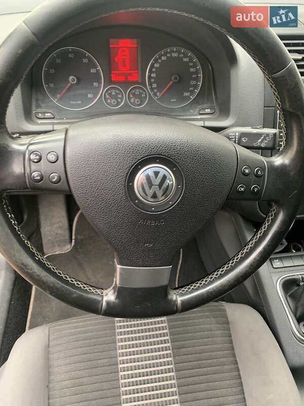 Хэтчбек Volkswagen Golf 2007 в Харькове