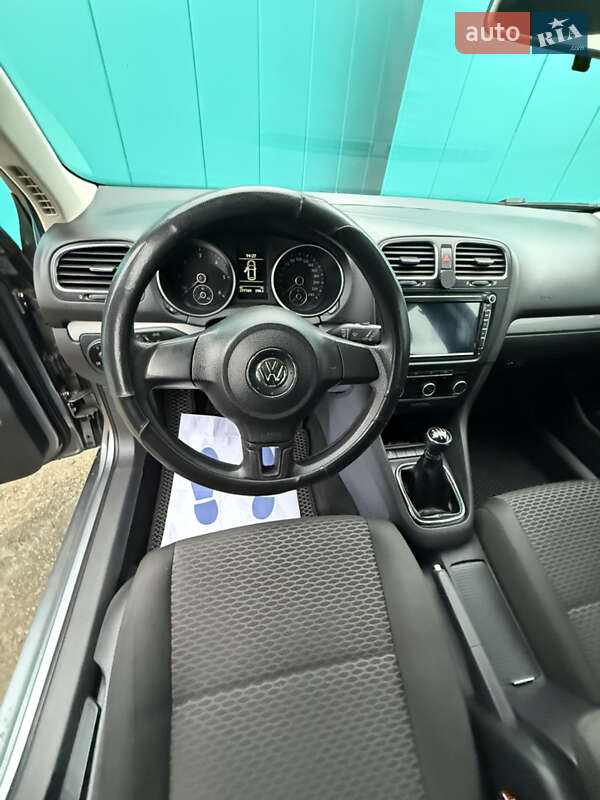 Универсал Volkswagen Golf 2011 в Белой Церкви