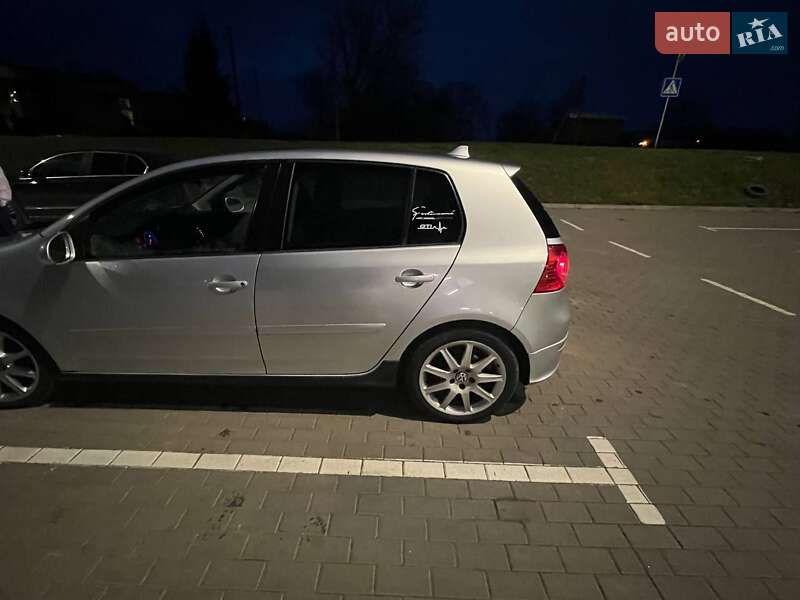 Хэтчбек Volkswagen Golf 2008 в Шепетовке