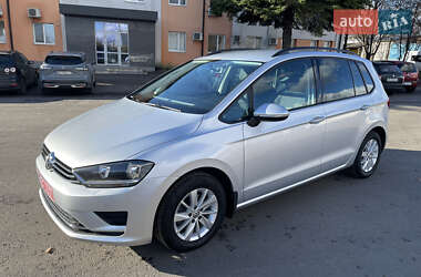 Хэтчбек Volkswagen Golf 2015 в Ровно