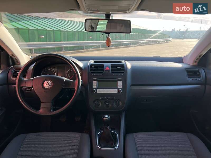 Универсал Volkswagen Golf 2007 в Киеве