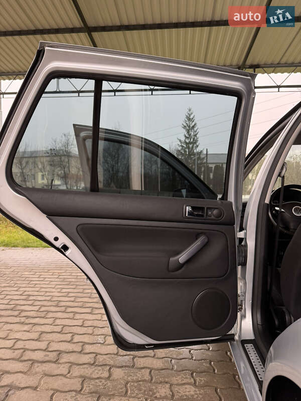 Хетчбек Volkswagen Golf 2003 в Чемерівцях фото 6 Хетчбек Volkswagen Golf 2003 в Чемерівцях