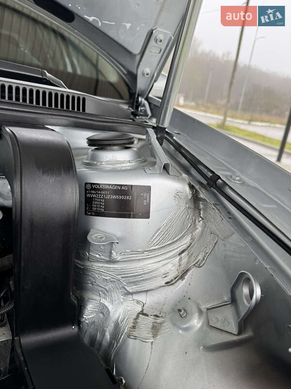 Хетчбек Volkswagen Golf 2003 в Чемерівцях фото 48 Хетчбек Volkswagen Golf 2003 в Чемерівцях