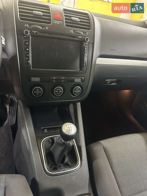 Хэтчбек Volkswagen Golf 2007 в Гайвороне фото 15 Хэтчбек Volkswagen Golf 2007 в Гайвороне