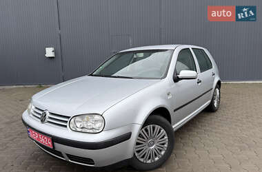 Хетчбек Volkswagen Golf 2002 в Білій Церкві