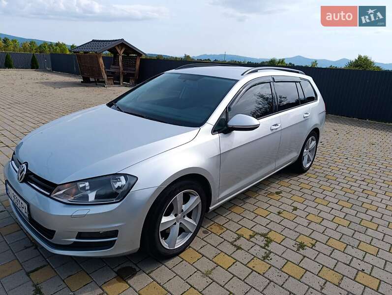 Универсал Volkswagen Golf 2014 в Иршаве