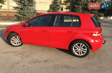 Хетчбек Volkswagen Golf 2010 в Тисмениці