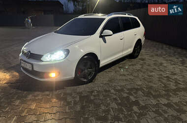 Универсал Volkswagen Golf 2010 в Житомире