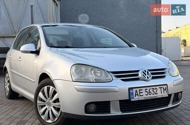 Хэтчбек Volkswagen Golf 2008 в Днепре