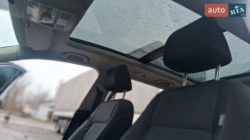 Универсал Volkswagen Golf 2009 в Томашполе