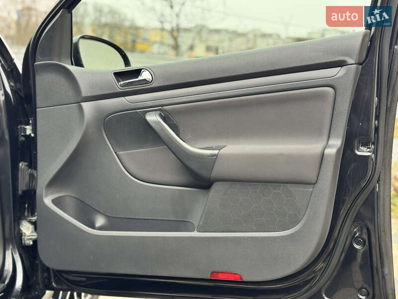 Хэтчбек Volkswagen Golf 2005 в Хмельницком фото 22 Хэтчбек Volkswagen Golf 2005 в Хмельницком