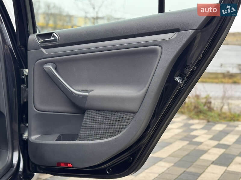 Хэтчбек Volkswagen Golf 2005 в Хмельницком фото 25 Хэтчбек Volkswagen Golf 2005 в Хмельницком