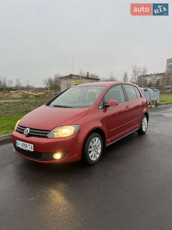Хэтчбек Volkswagen Golf 2010 в Шостке
