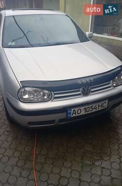Хэтчбек Volkswagen Golf 1998 в Ужгороде