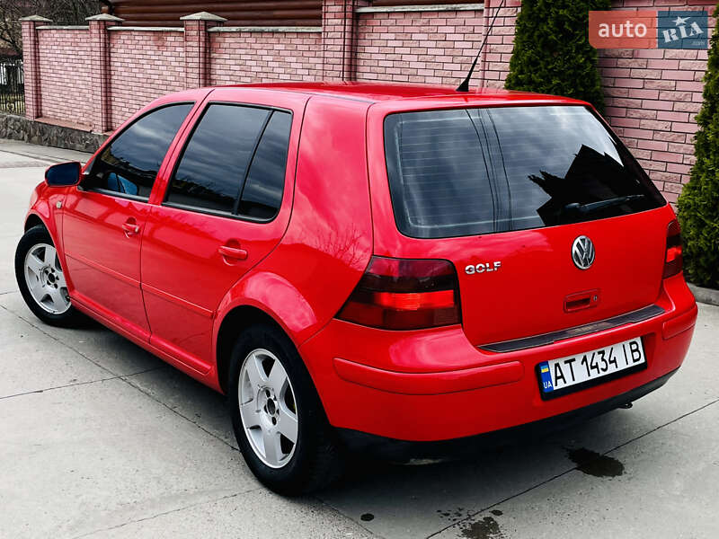 Хетчбек Volkswagen Golf 1998 в Івано-Франківську