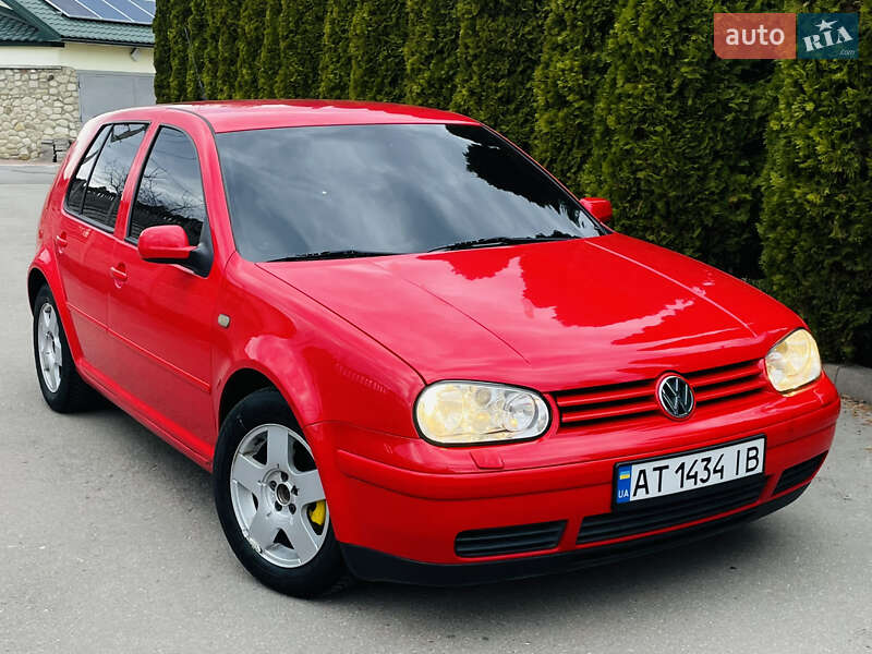 Хетчбек Volkswagen Golf 1998 в Івано-Франківську