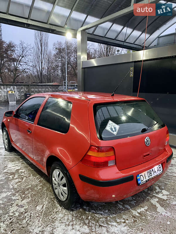 Хэтчбек Volkswagen Golf 1999 в Вышгороде