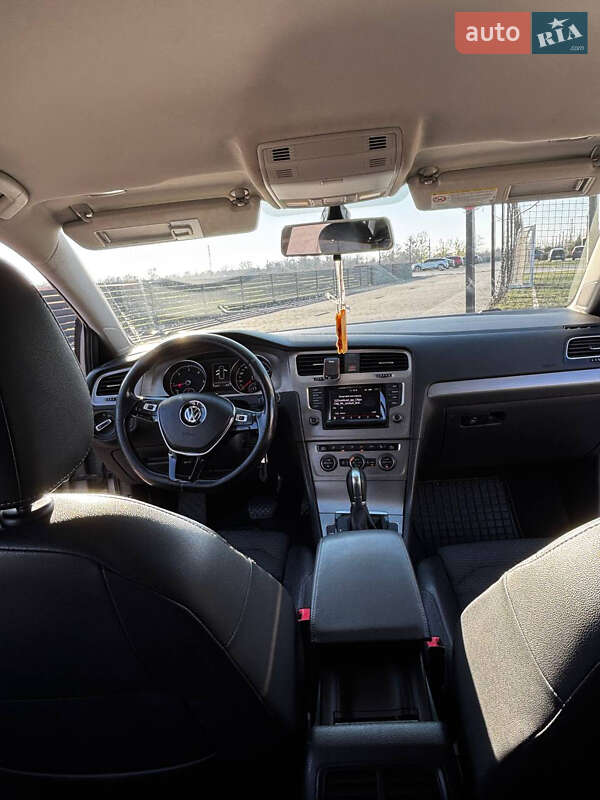 Универсал Volkswagen Golf 2014 в Мукачево