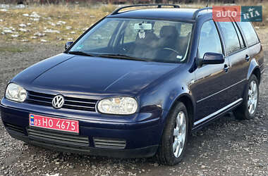 Универсал Volkswagen Golf 2002 в Рожище