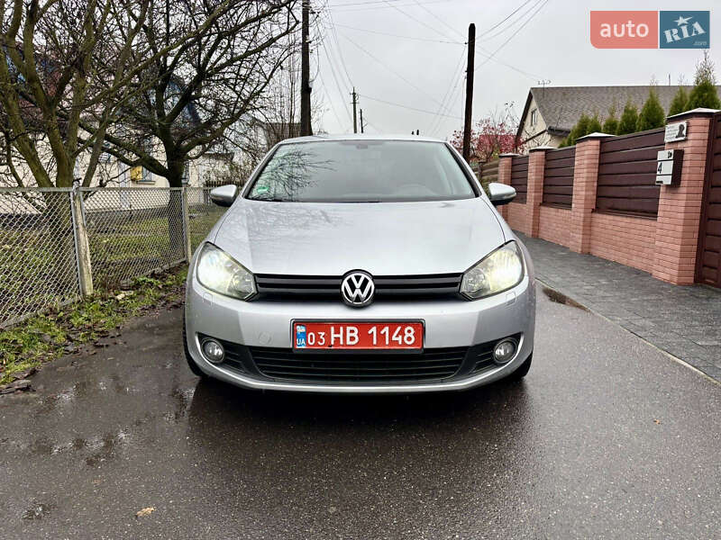 Хэтчбек Volkswagen Golf 2009 в Староконстантинове