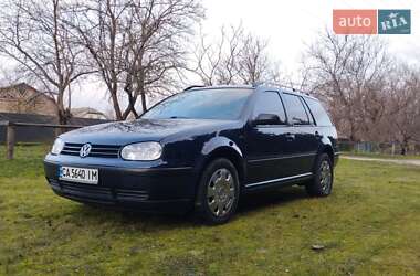 Універсал Volkswagen Golf 2000 в Корсунь-Шевченківському