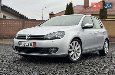 Хэтчбек Volkswagen Golf 2011 в Ковеле