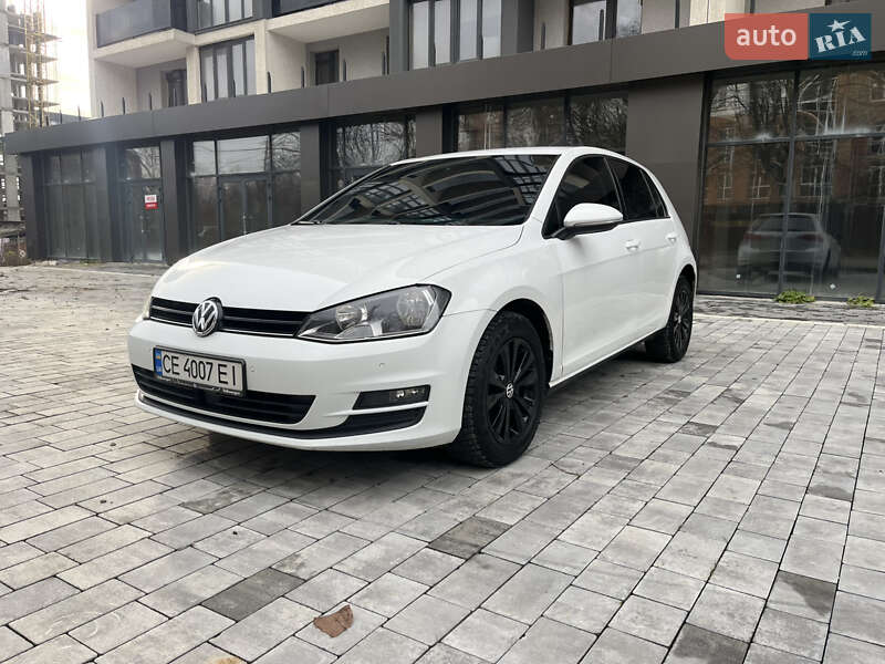 Хетчбек Volkswagen Golf 2014 в Чернівцях