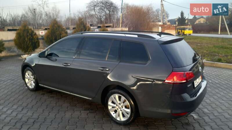 Универсал Volkswagen Golf 2016 в Коломые