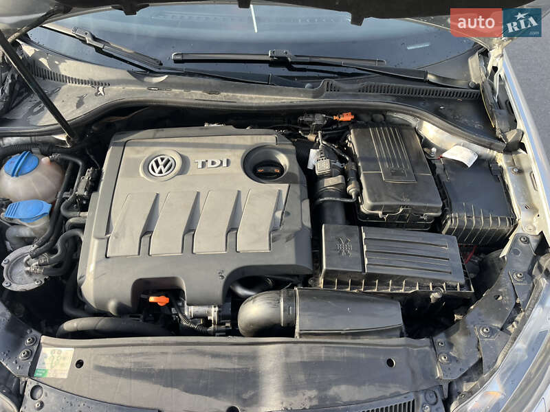 Универсал Volkswagen Golf 2012 в Киеве