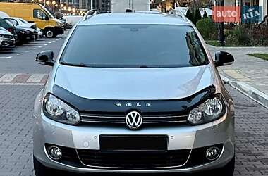 Універсал Volkswagen Golf 2011 в Києві