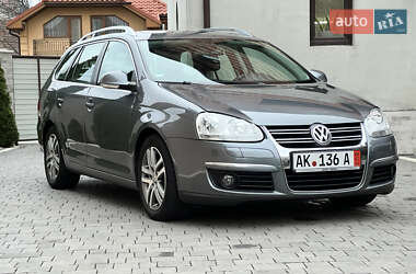 Універсал Volkswagen Golf 2009 в Мукачевому