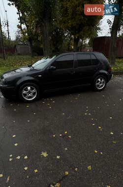 Хэтчбек Volkswagen Golf 2002 в Черкассах