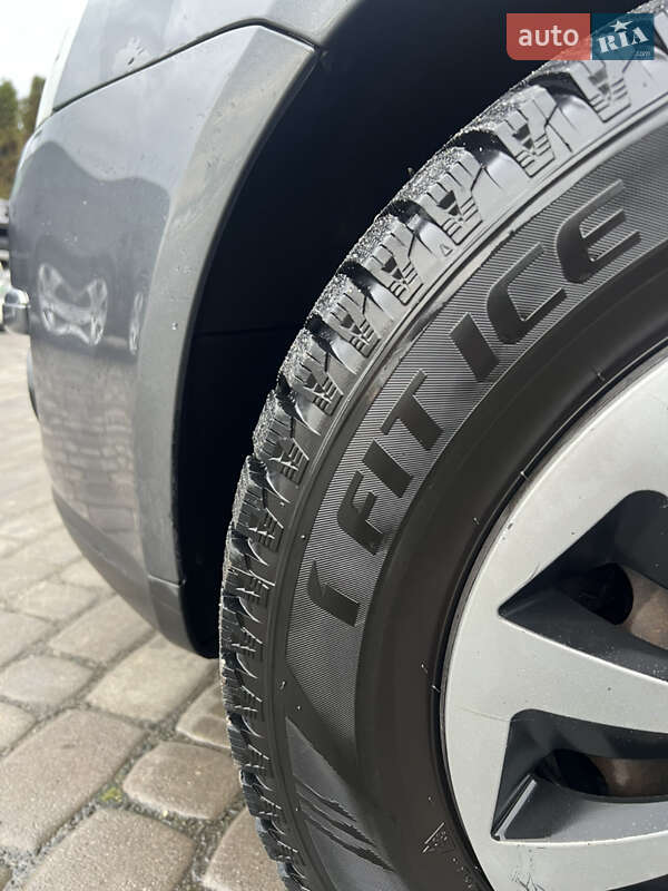 Универсал Volkswagen Golf 2008 в Львове