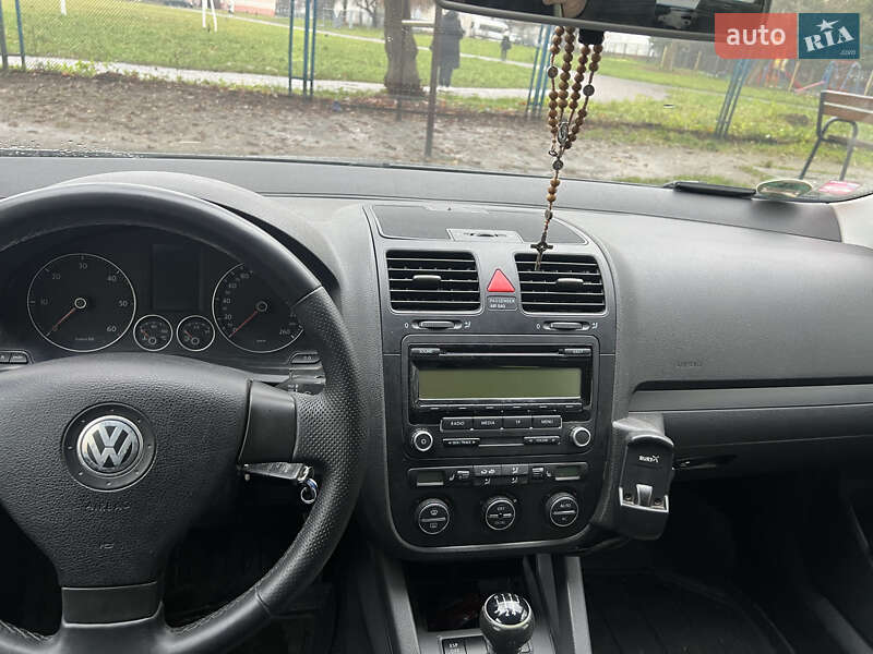 Универсал Volkswagen Golf 2008 в Львове